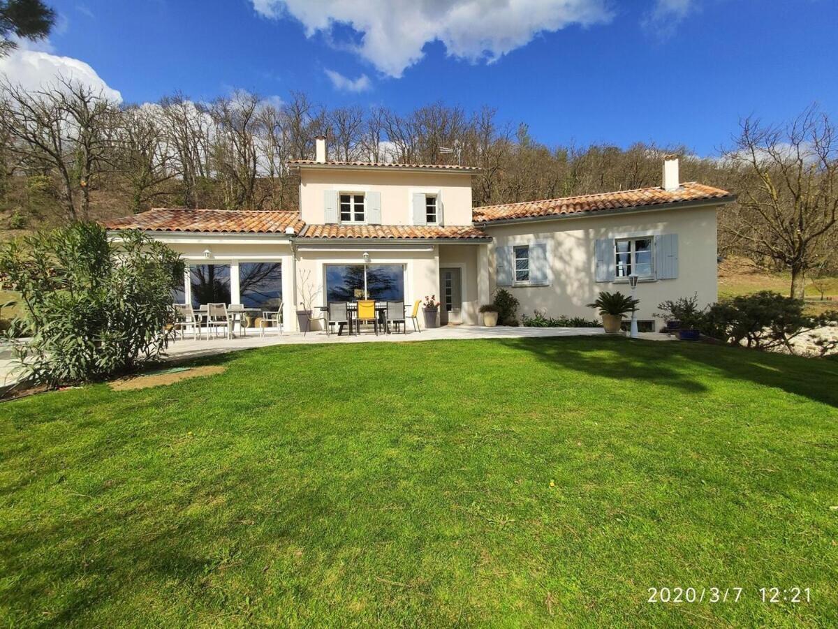 La Villa Moursoise 4 Etoiles Esterno foto